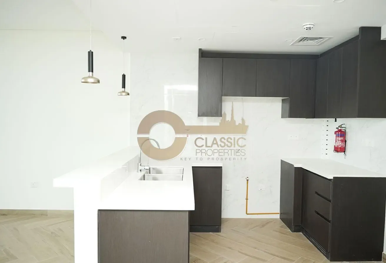 HIGH FLOOR | CLOSE TO METRO | INVESTOR DEAL
