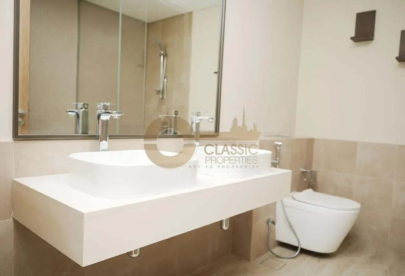HIGH FLOOR | CLOSE TO METRO | INVESTOR DEAL