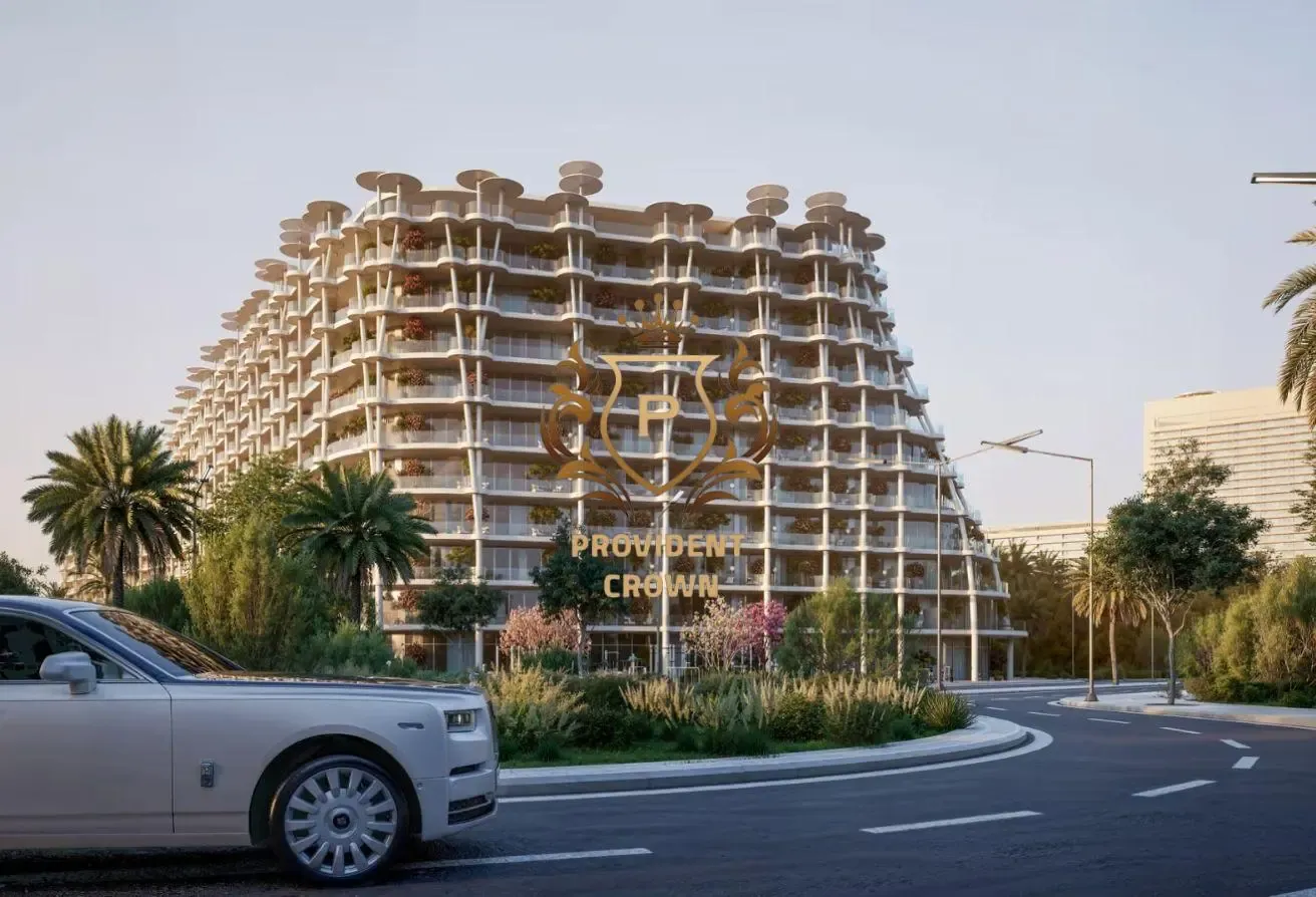 Crystal Lagoons Meet Smart Investment