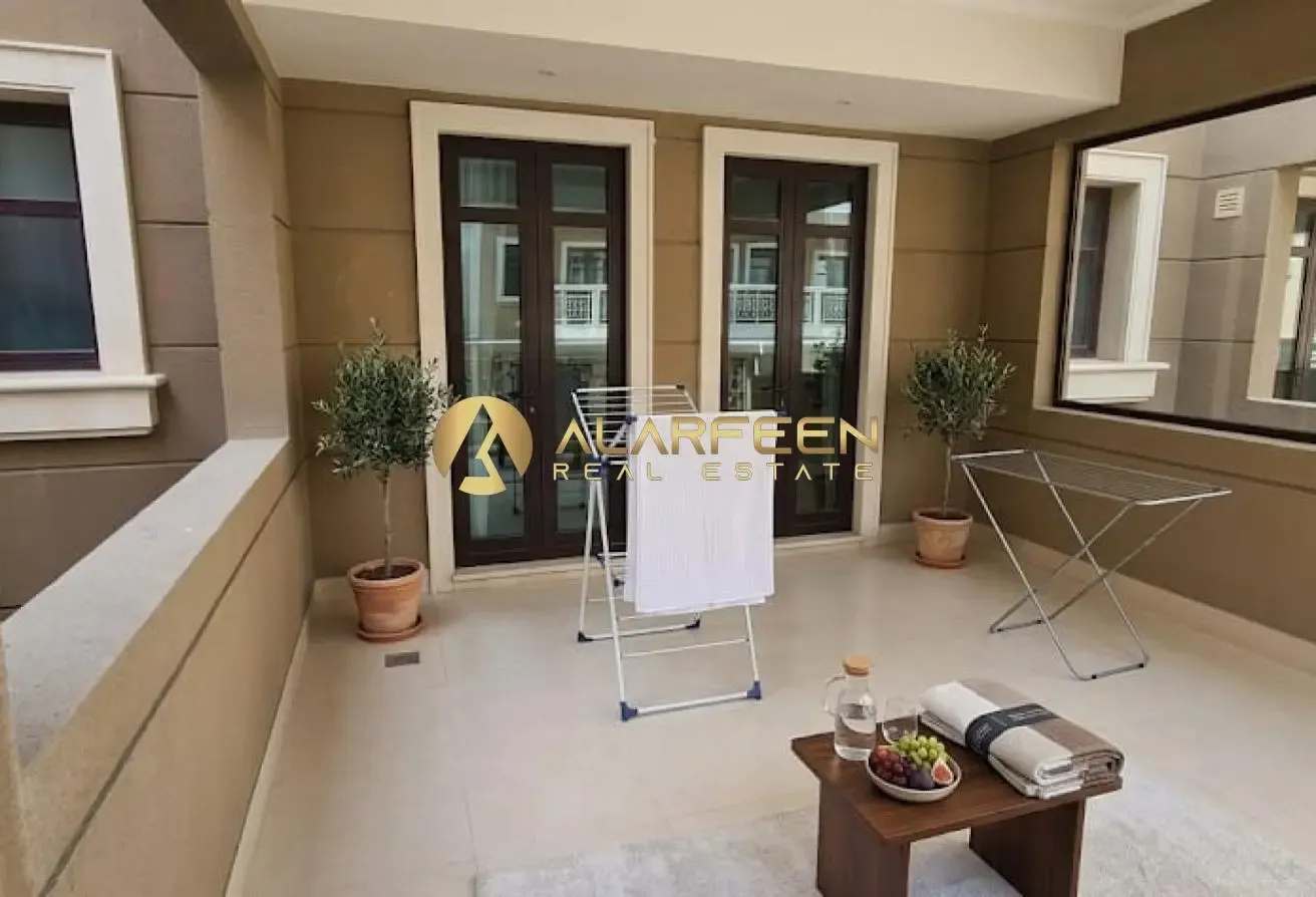 Beautiful Spacious townhouse |  Modern Interiors