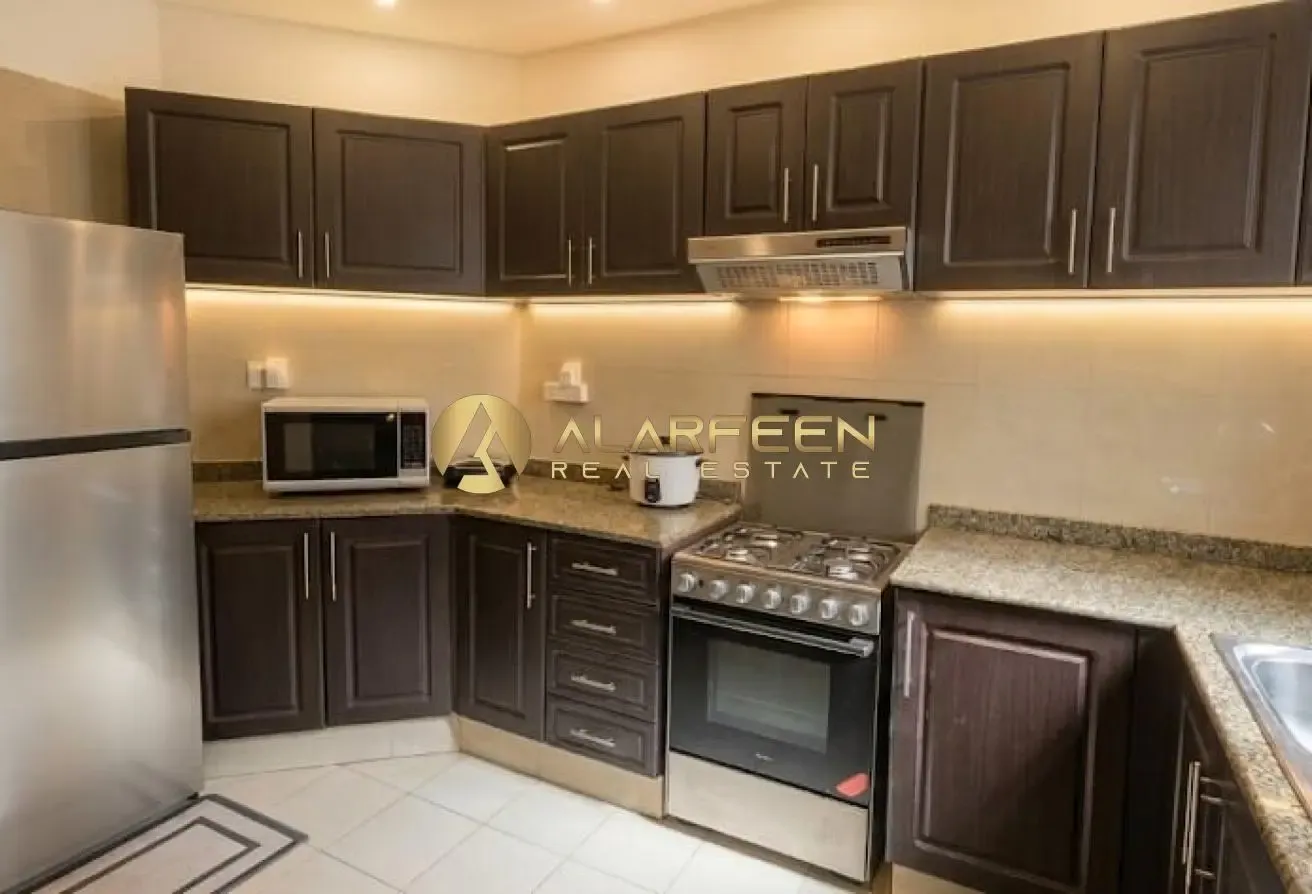 Beautiful Spacious townhouse |  Modern Interiors