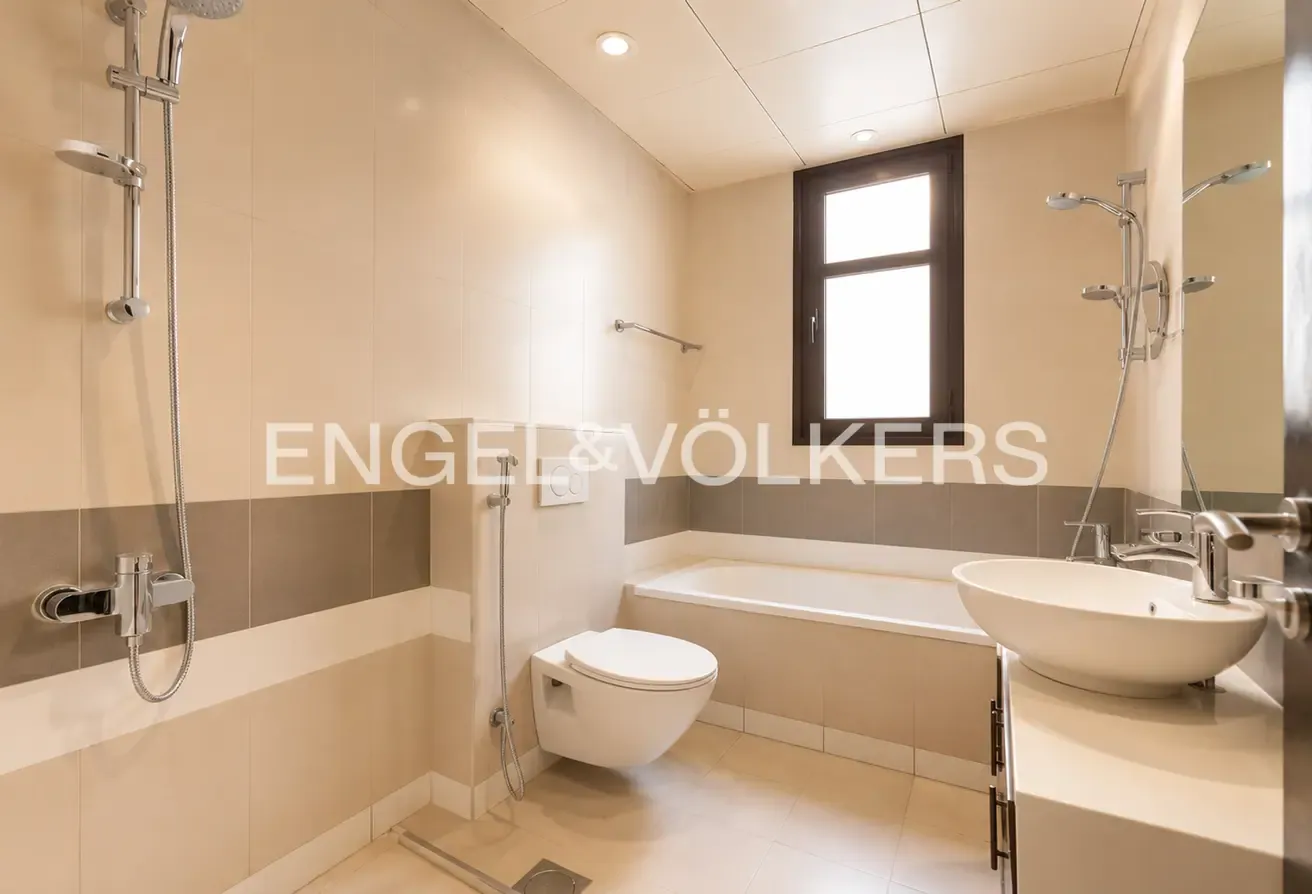 Park View | Motivated Seller | Large Layout