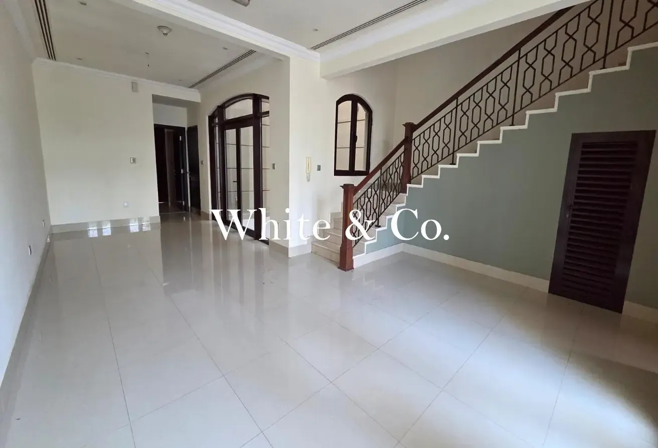 VACANT | PARK FACING | 4 BED | 3700+ BUA