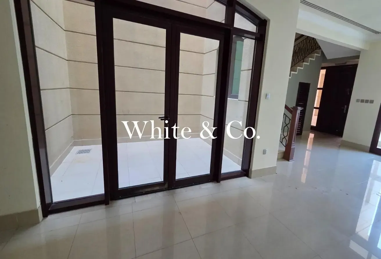 VACANT | PARK FACING | 4 BED | 3700+ BUA