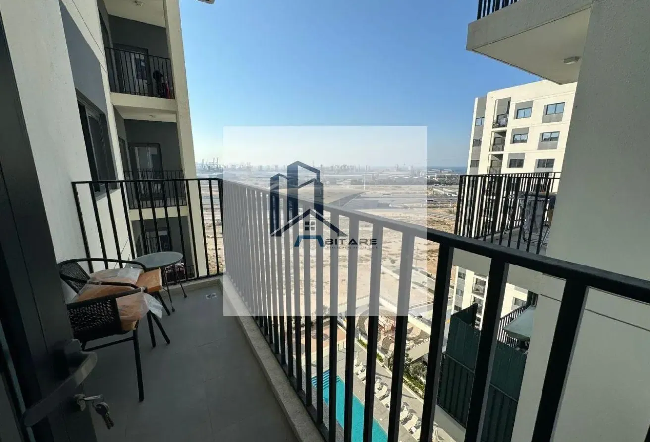 Vacant-2 Bed for SALE-near METRO, OnShk Zayed Road