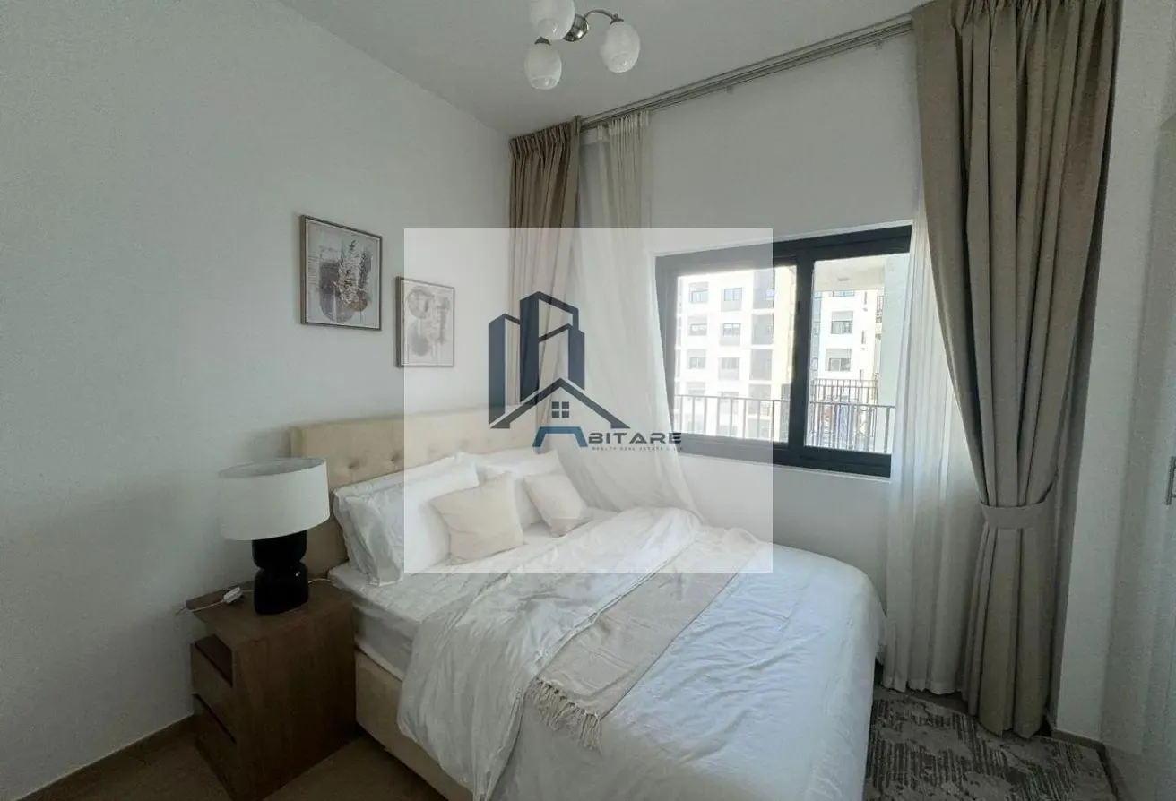 Vacant-2 Bed for SALE-near METRO, OnShk Zayed Road