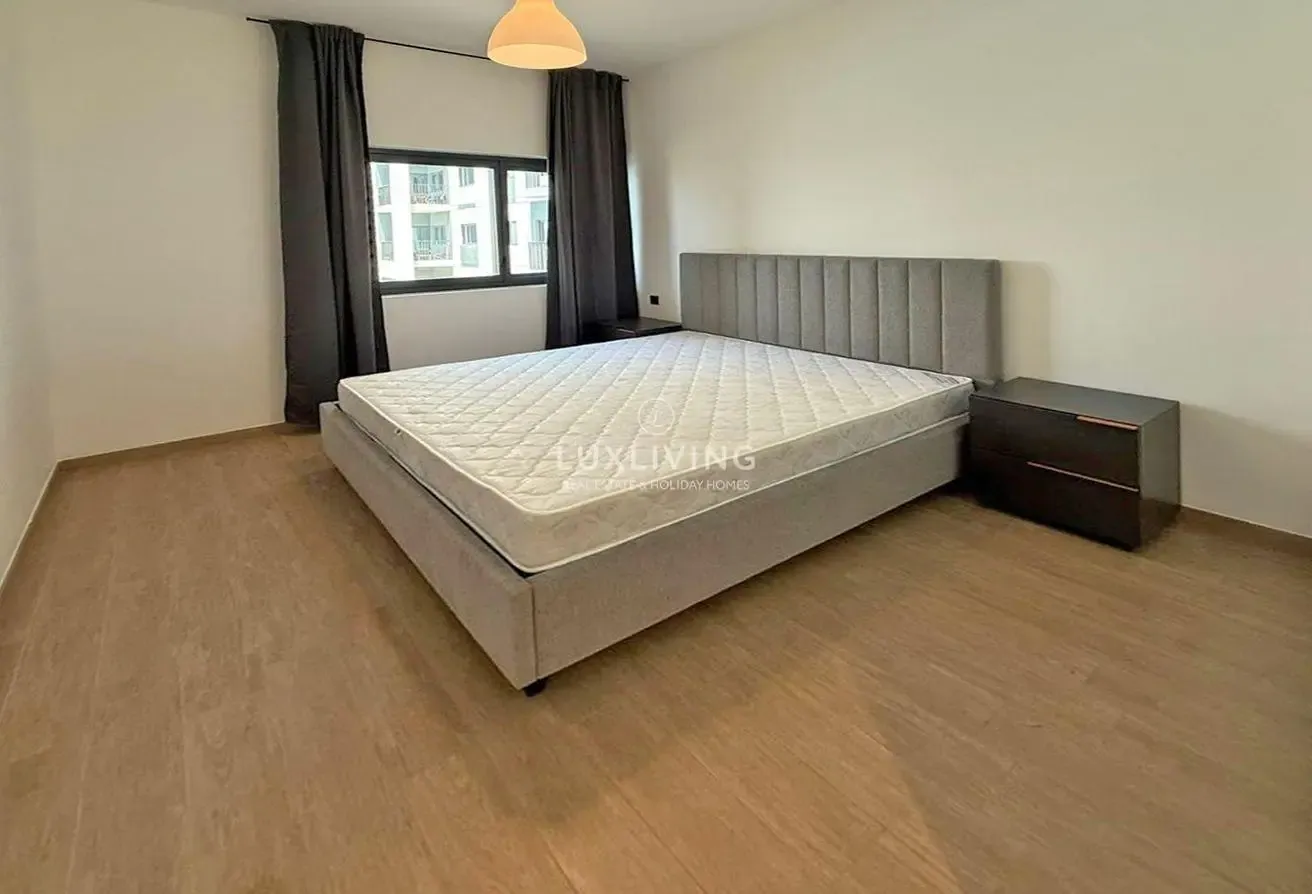 Fully Furnished | Near Metro | Best Price