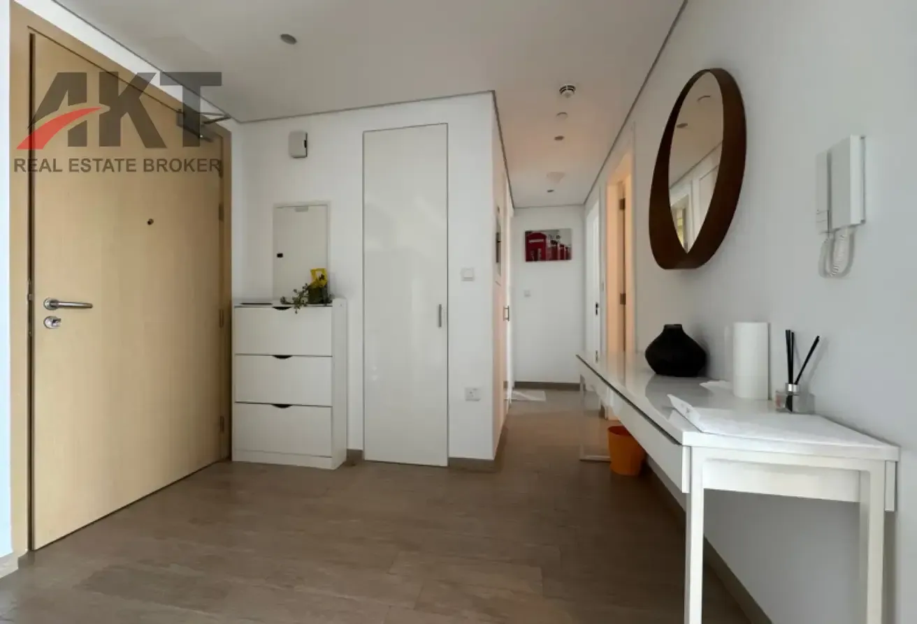 FULLY FURNISHED 2 BR WITH MARINA VIEW/CORNER UNIT