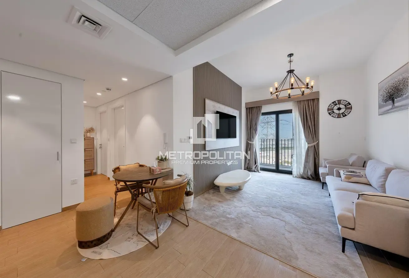 Vacant on transfer | Park view | Furnished