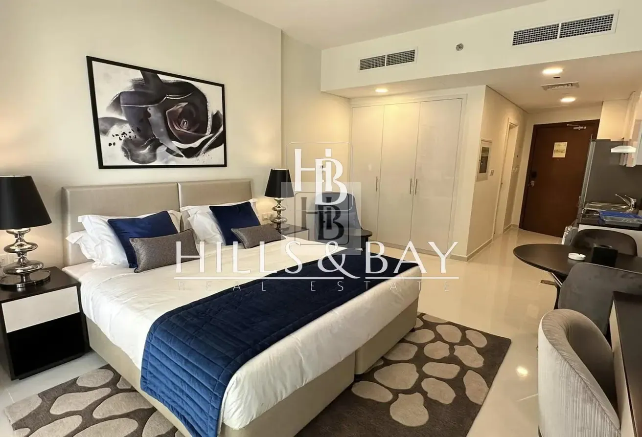 RENTED | AUTHENTIC | WELL MAINTAINED