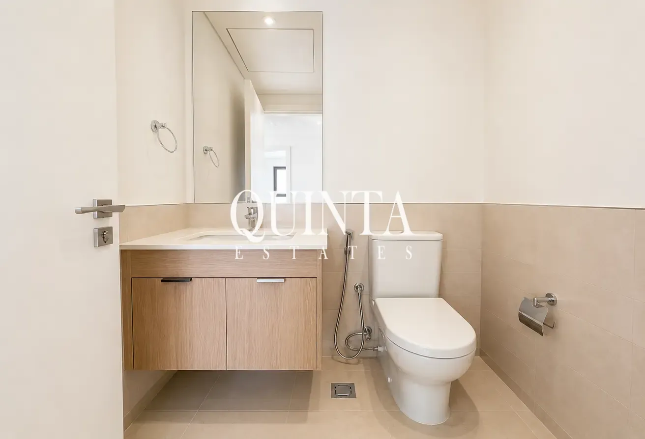 Full Golf Course View | Bright & Spacious | Peaceful Surroundings