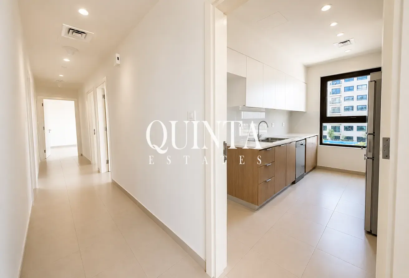 Full Golf Course View | Bright & Spacious | Peaceful Surroundings