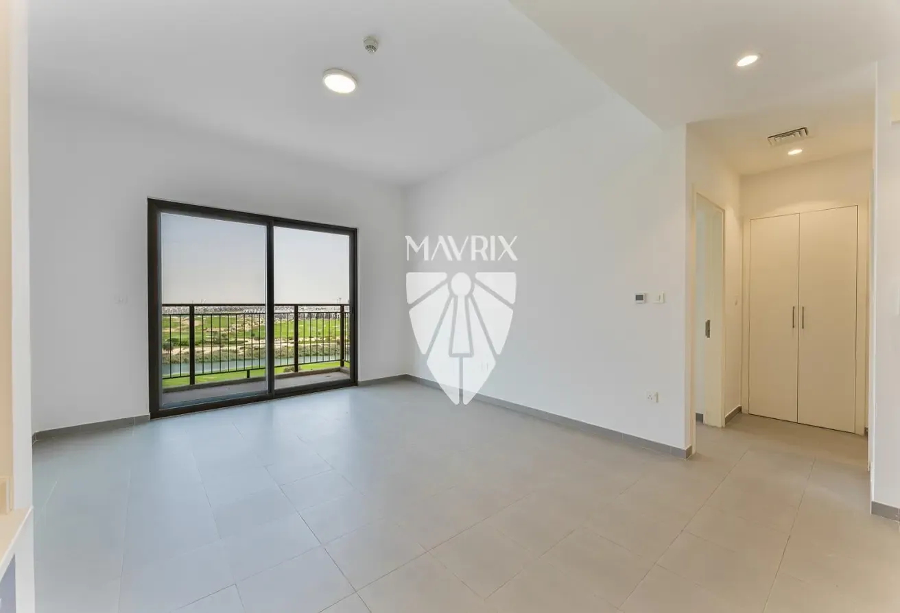 Chiller Free | Ready To Move | Golf Course View