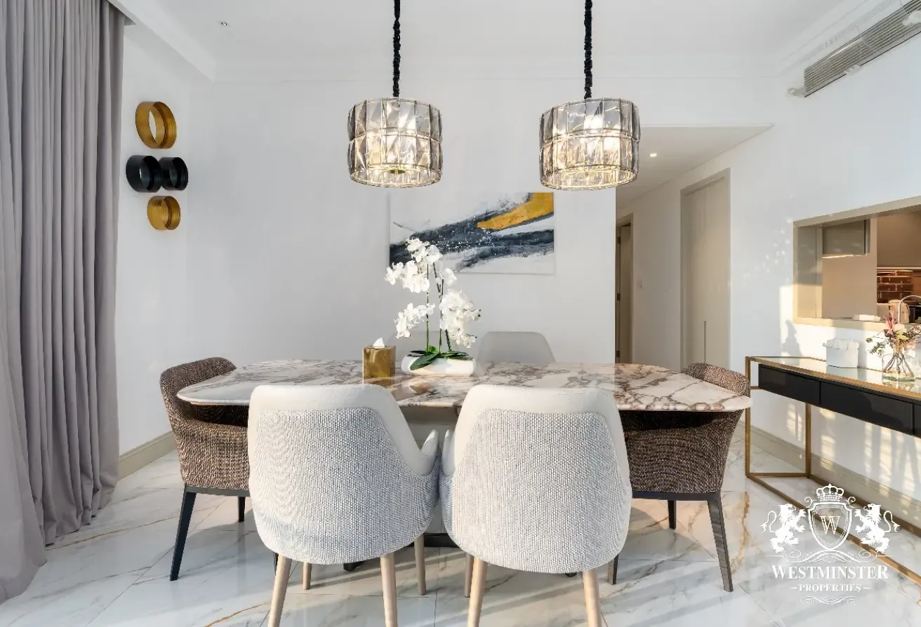 Sophisticated 3BR + Maidsroom Apt | Fountain views