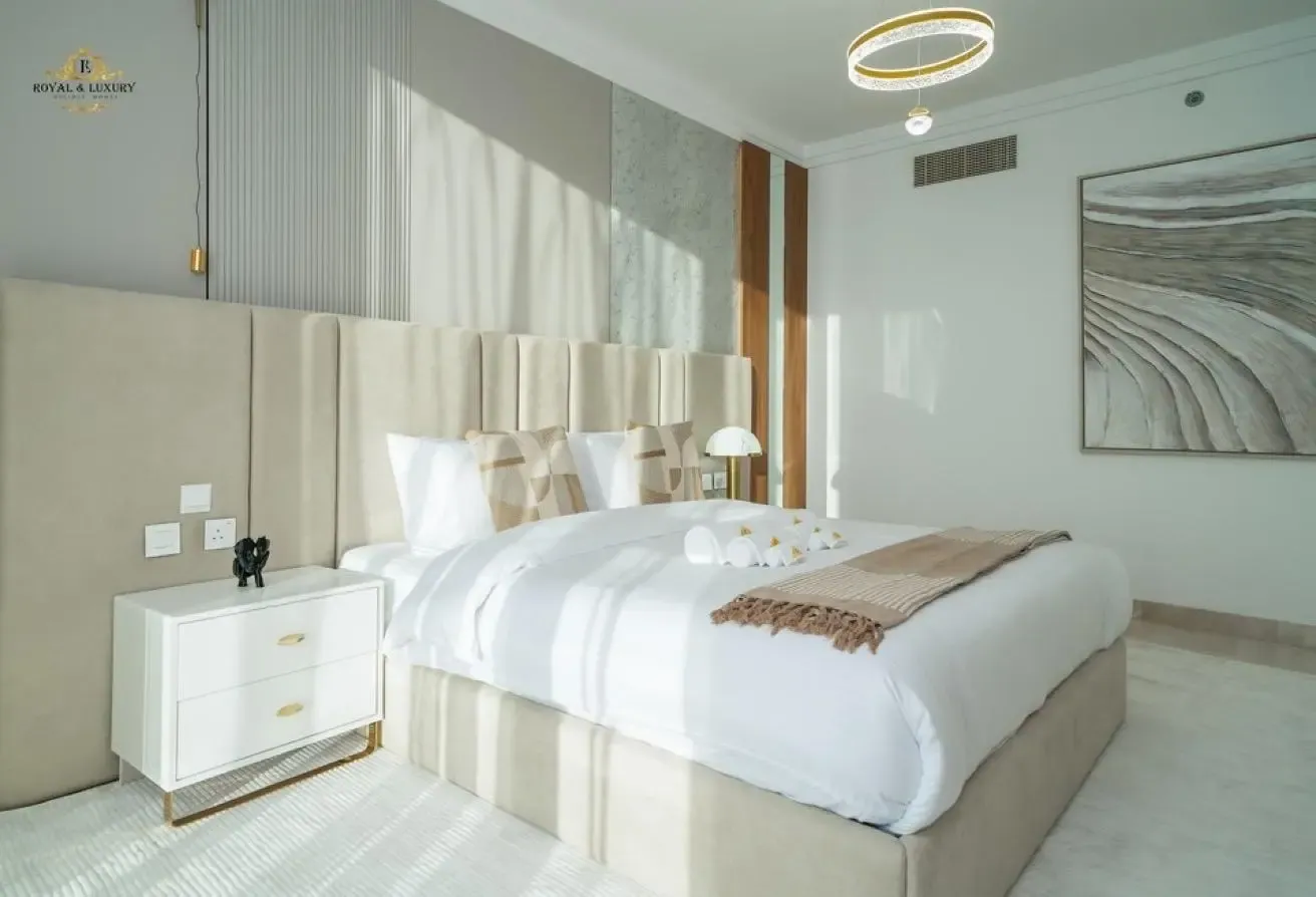 Burj Khalifa and Dubai Fountain Views + Maids Room