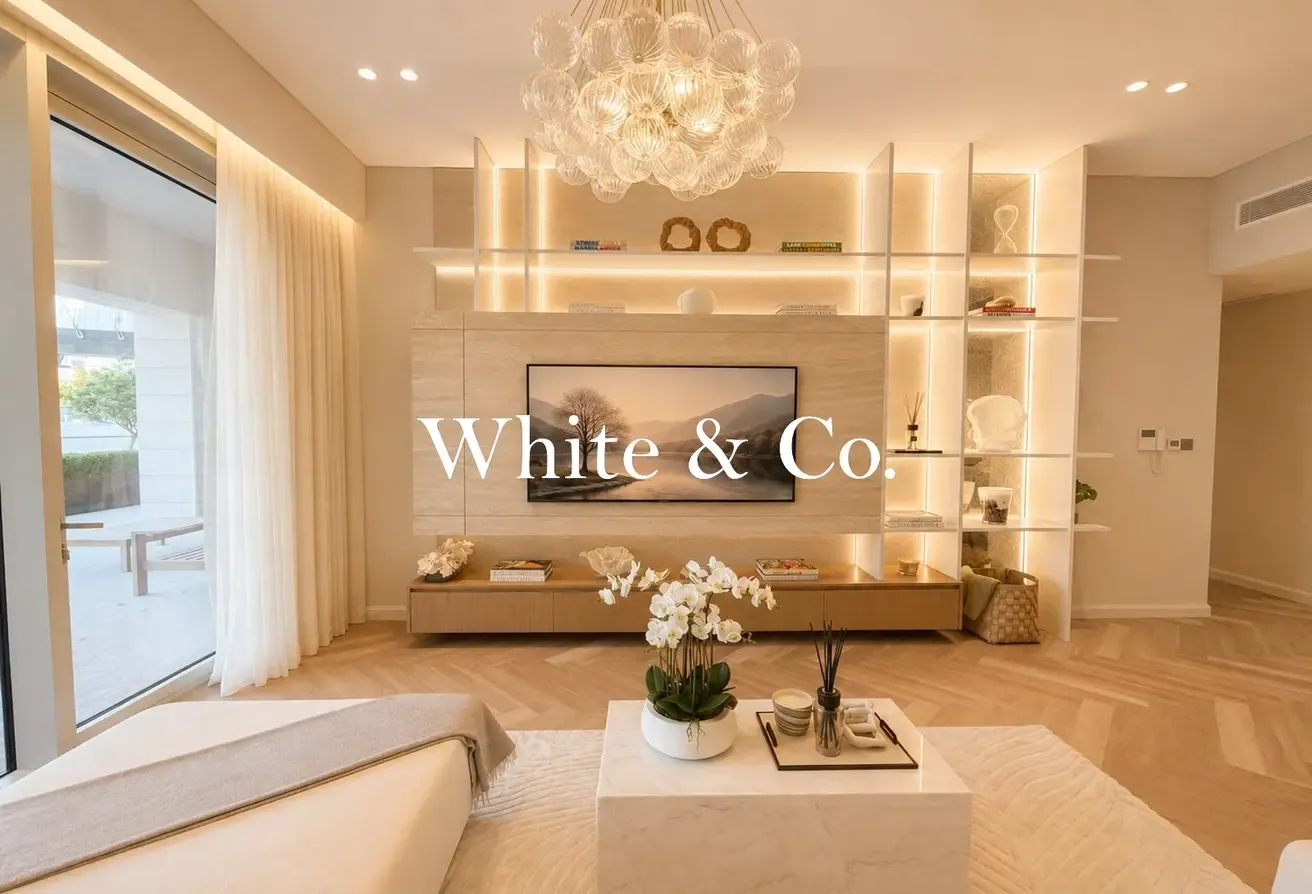 Fully Upgraded | Fully Furnished | Walk In