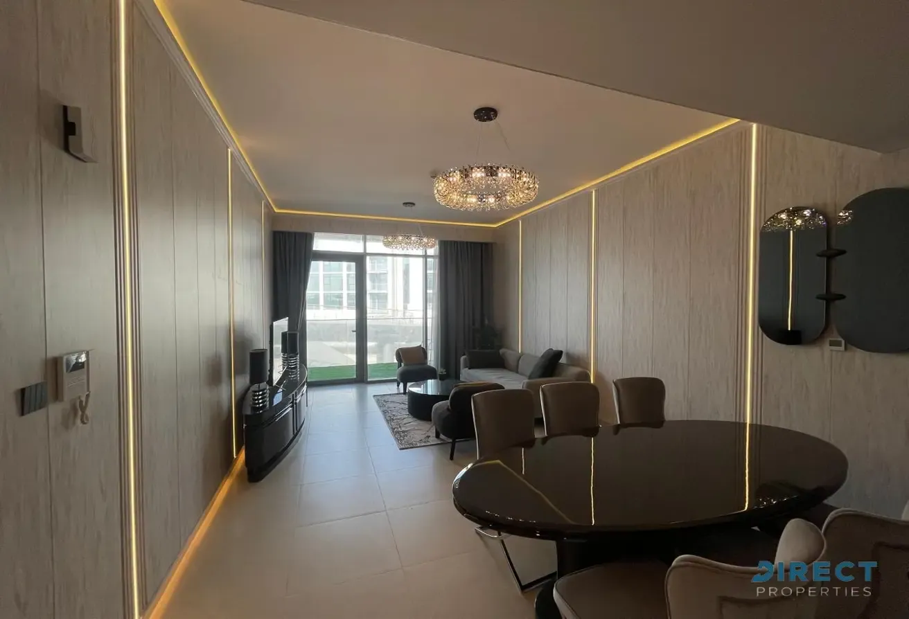 Canal View | Fully Furnished | Upgraded Unit