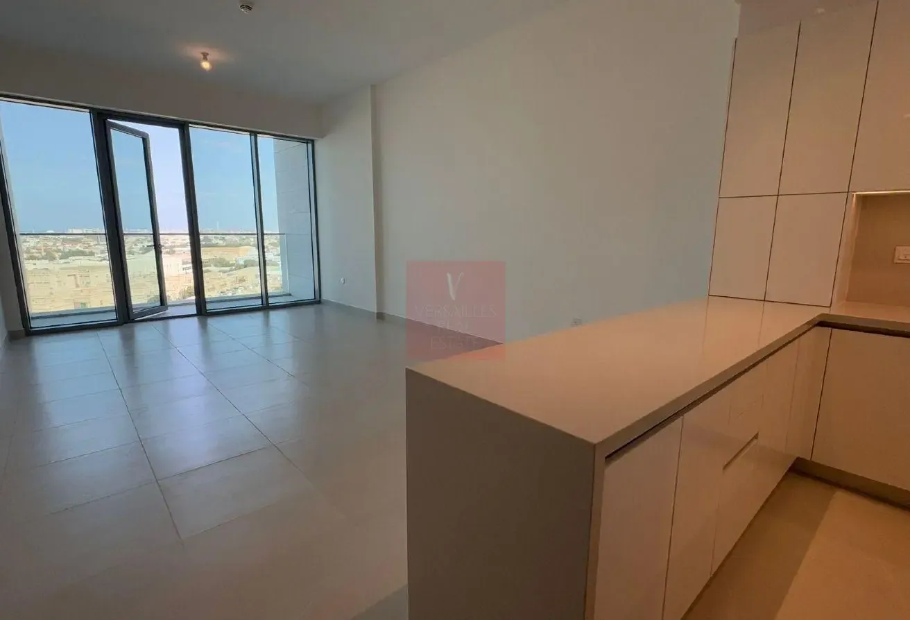 Brand new/Canal,Burj view/2BR+Maidroom