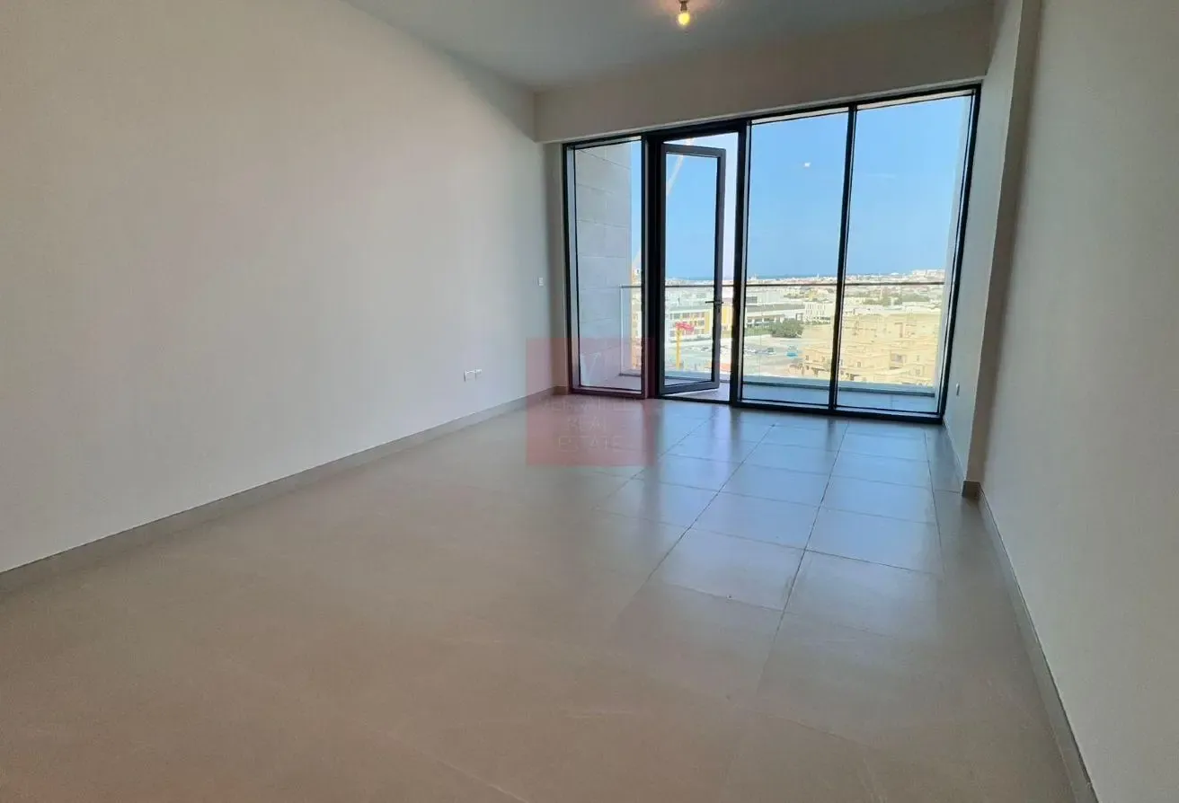 Brand new/Canal,Burj view/2BR+Maidroom