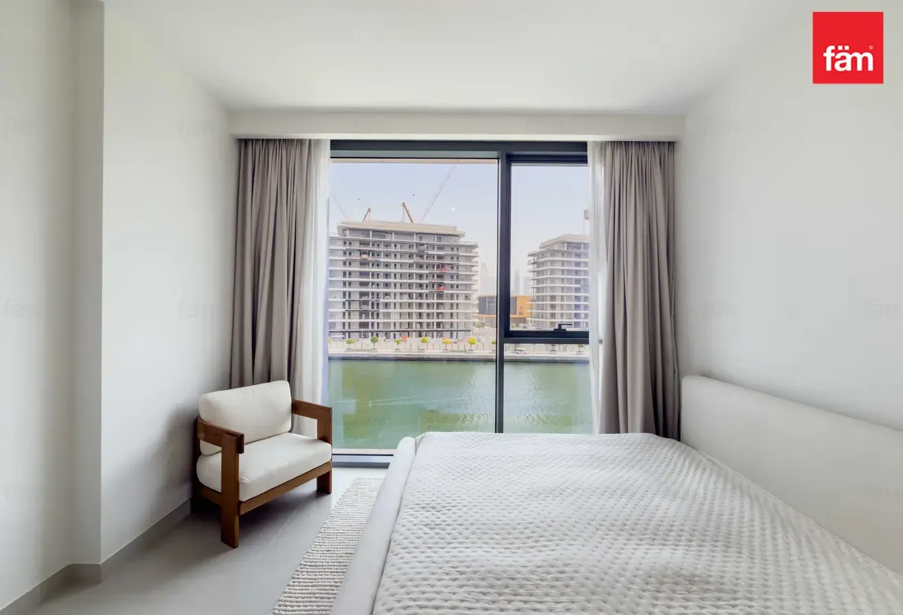 Full Canal Views, Furnished, Available Immediately