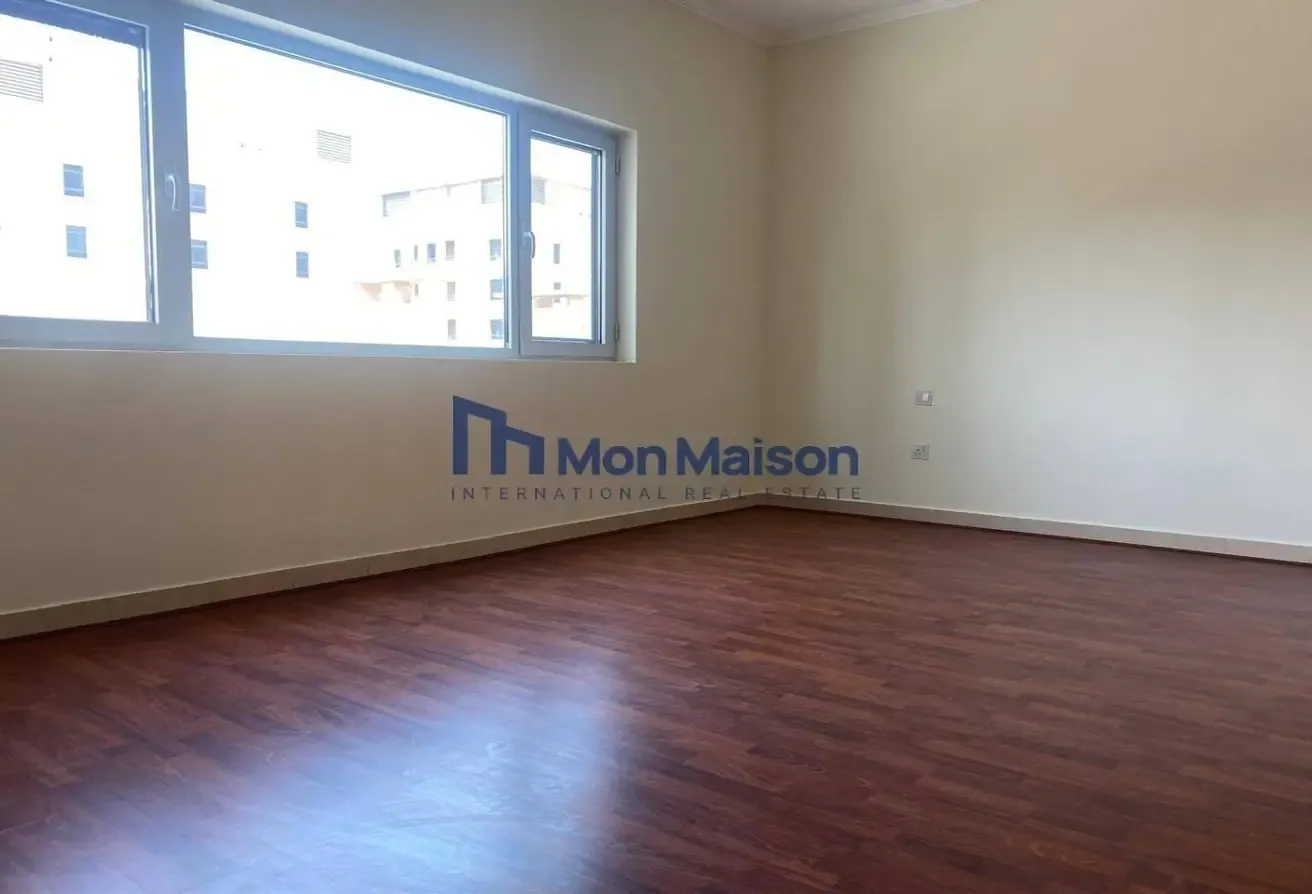Bright Unit | Well Maintained | Chiller Free
