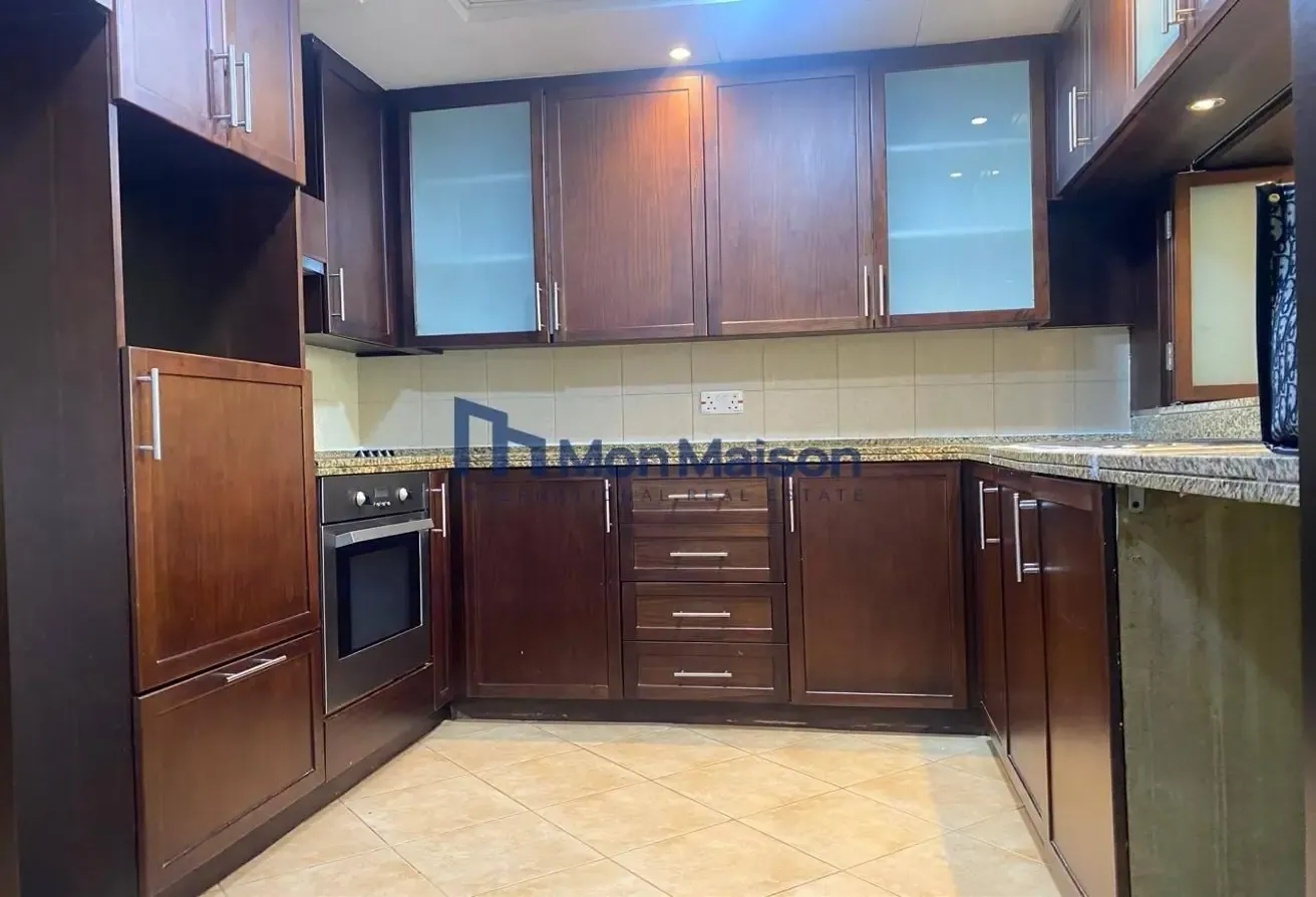 Bright Unit | Well Maintained | Chiller Free