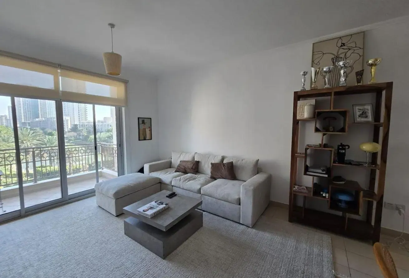 Two Bed /Fully Furnished / Immaculate
