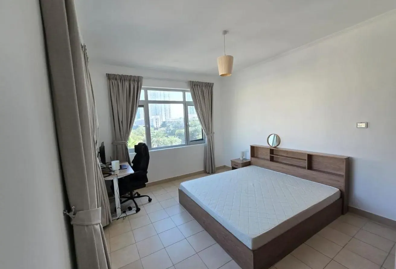 Two Bed /Fully Furnished / Immaculate