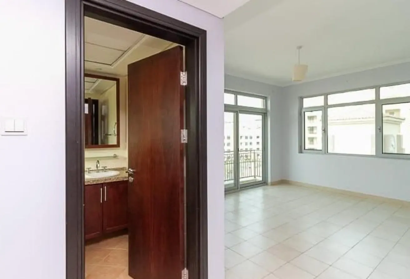 Two Bed /Fully Furnished / Immaculate