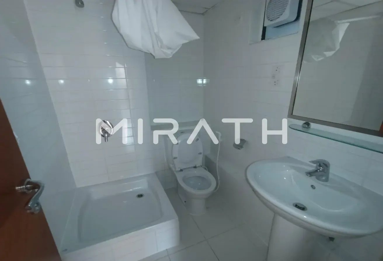 SPACIOUS 1BR || NEAR TO METRO || FAMILY BUILDING