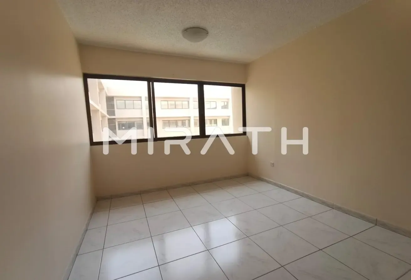 SPACIOUS 1BR || NEAR TO METRO || FAMILY BUILDING