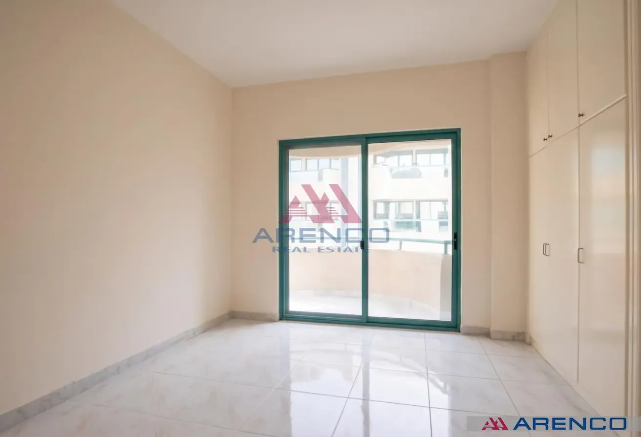 Prime 1BR With Balcony | Chiller Free | No Commission