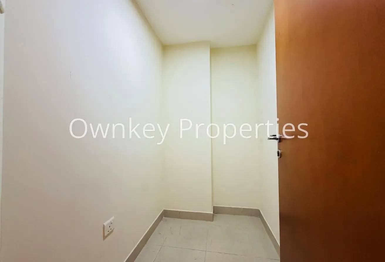 Elegant 1-BR Apt | Upto 6 Cheques | Close To Metro