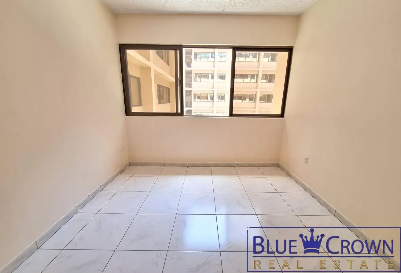 1 bedroom inside view ! Ready to move in