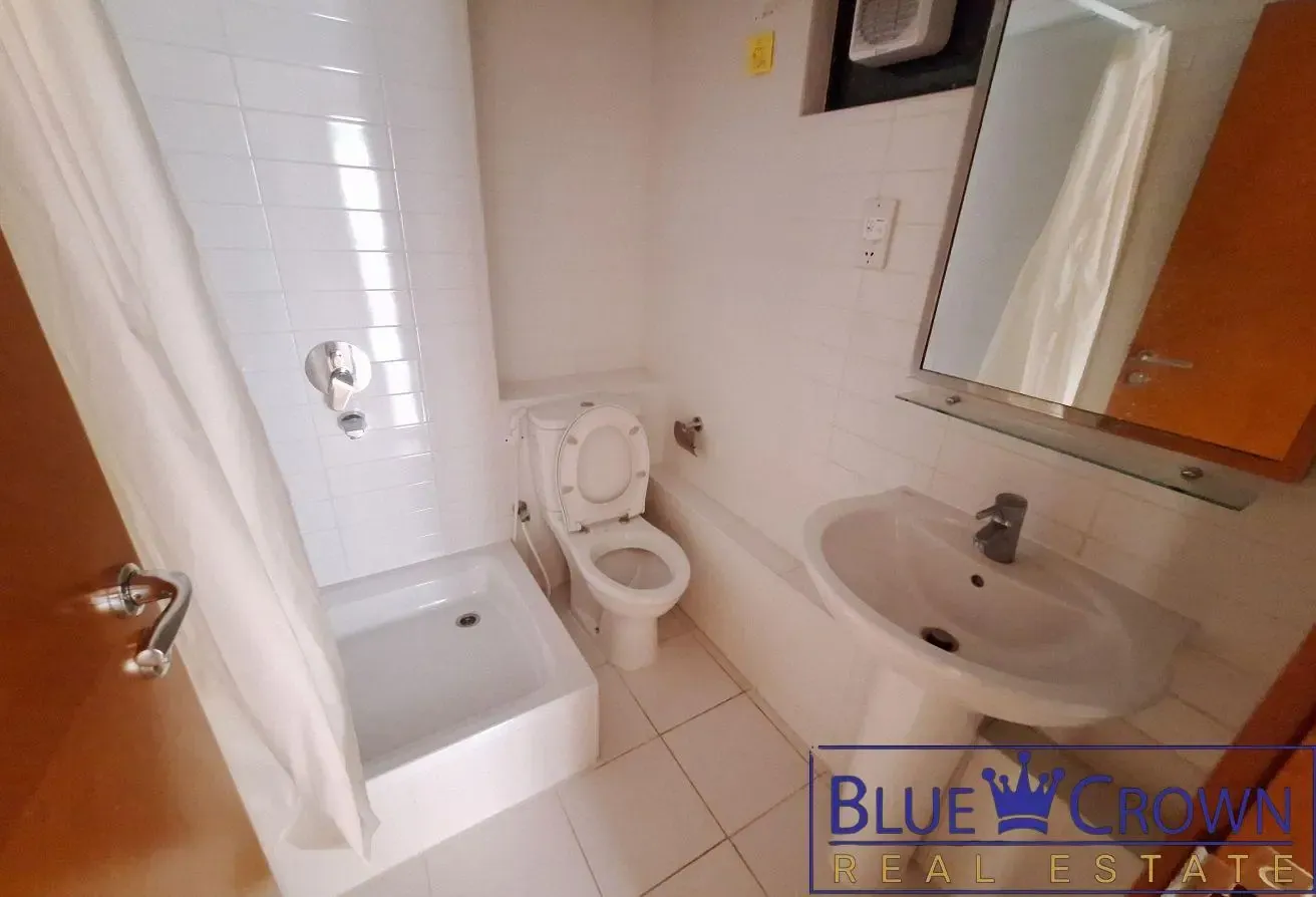1 bedroom inside view ! Ready to move in