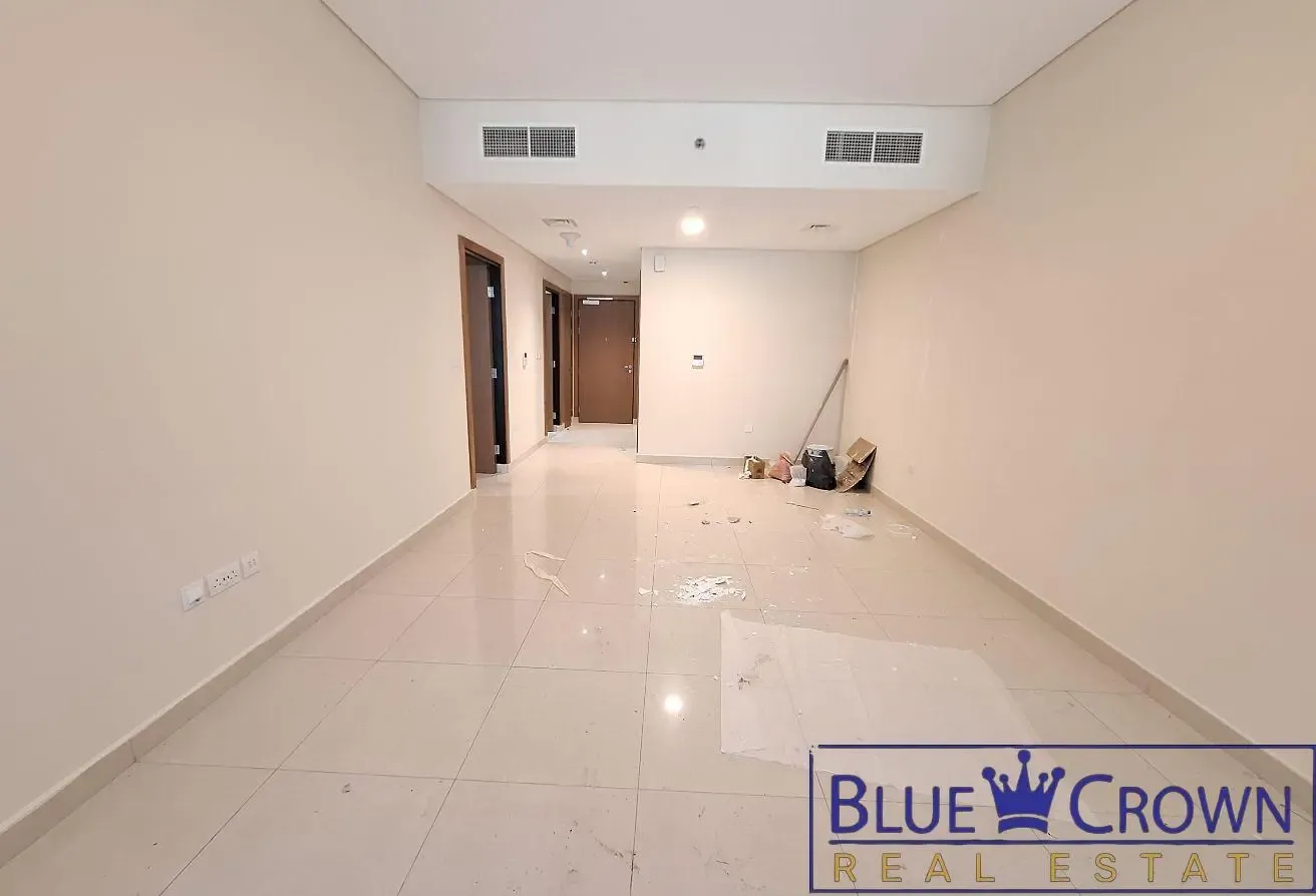 Luxurious1BHK+Laundry:prime location:All Amenities