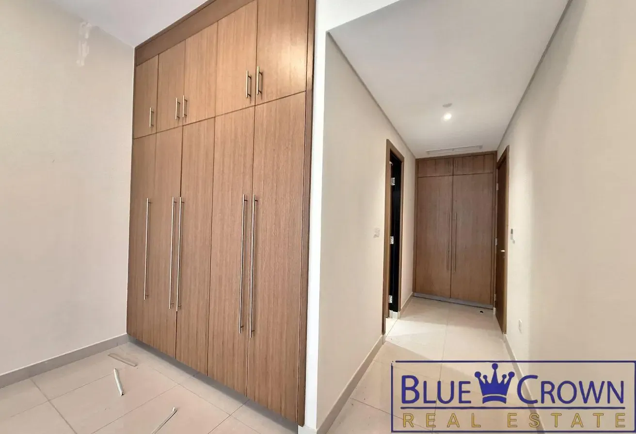 Luxurious1BHK+Laundry:prime location:All Amenities