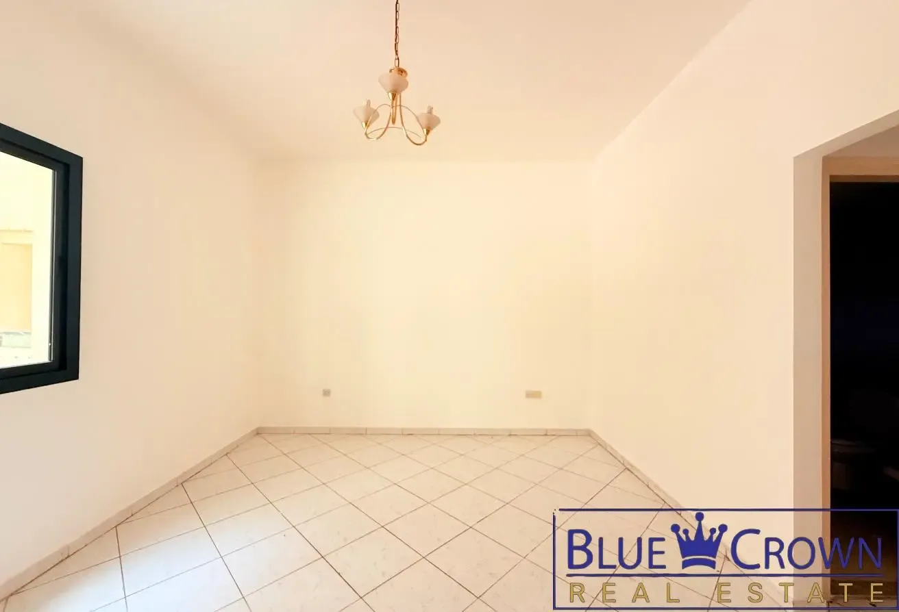 Beautiful 1bhk With Huge Balcony Near Metro