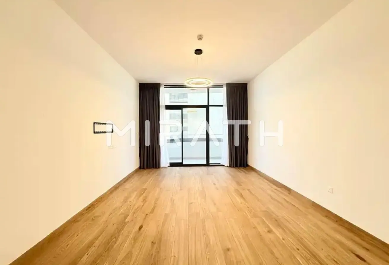 Elegant 1BR | Generous Space | Great Facilities