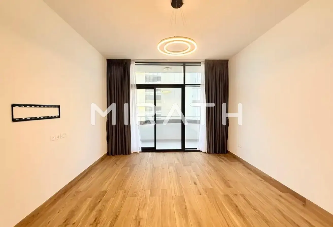 Elegant 1BR | Generous Space | Great Facilities