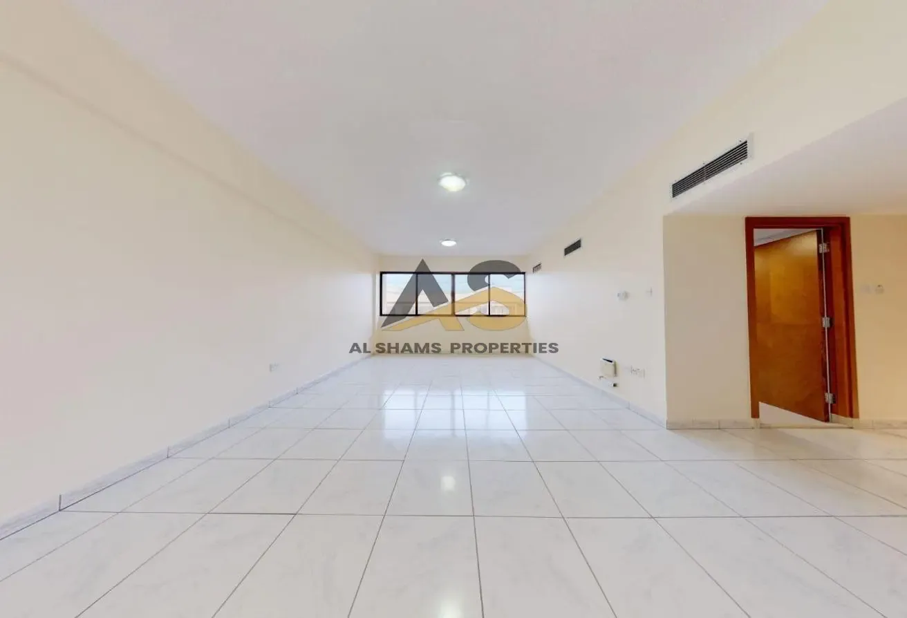 Spacious 1 BHk | All Amniteis | Walk to Metro