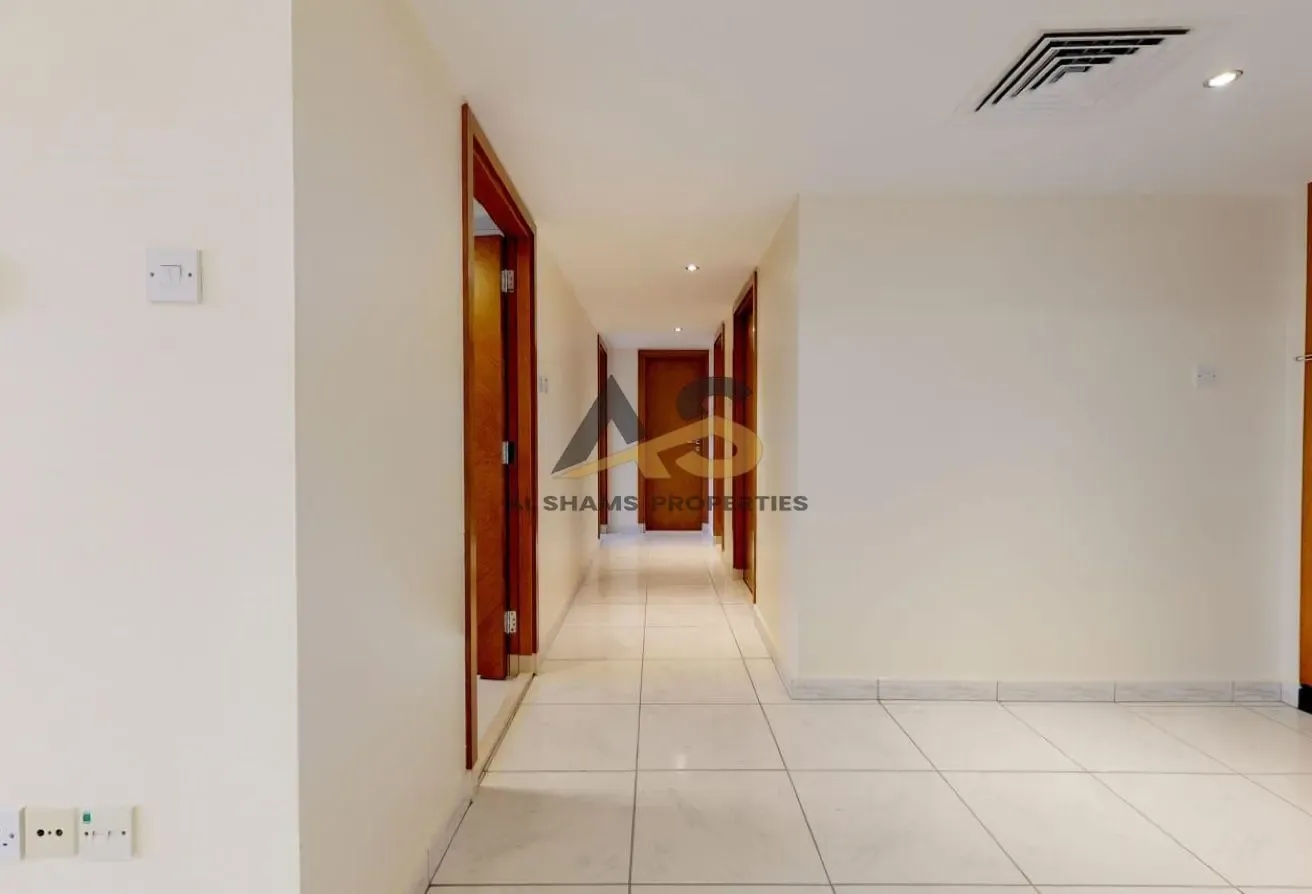 Spacious 1 BHk | All Amniteis | Walk to Metro