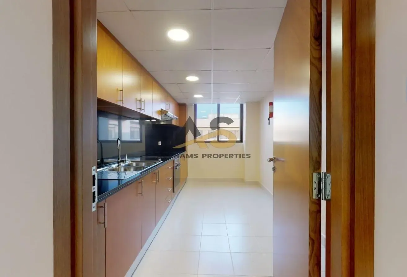 Spacious 1 BHk | All Amniteis | Walk to Metro
