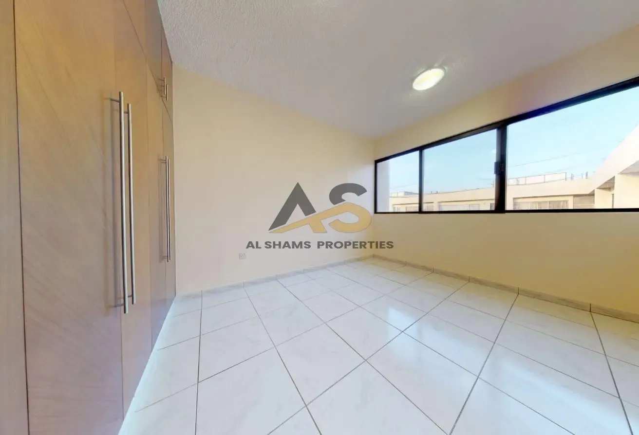 Spacious 1 BHk | All Amniteis | Walk to Metro
