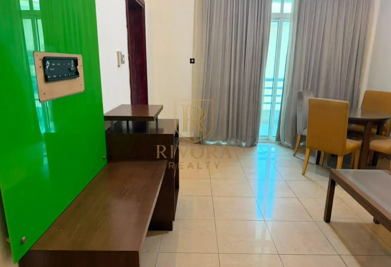 1 BHK I FULLY FURNISHED I WITH BALCONY