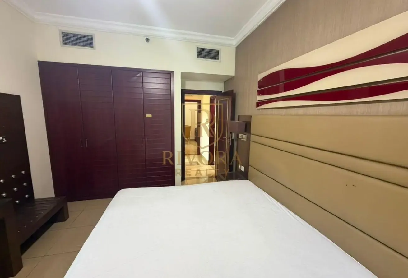 1 BHK I FULLY FURNISHED I WITH BALCONY