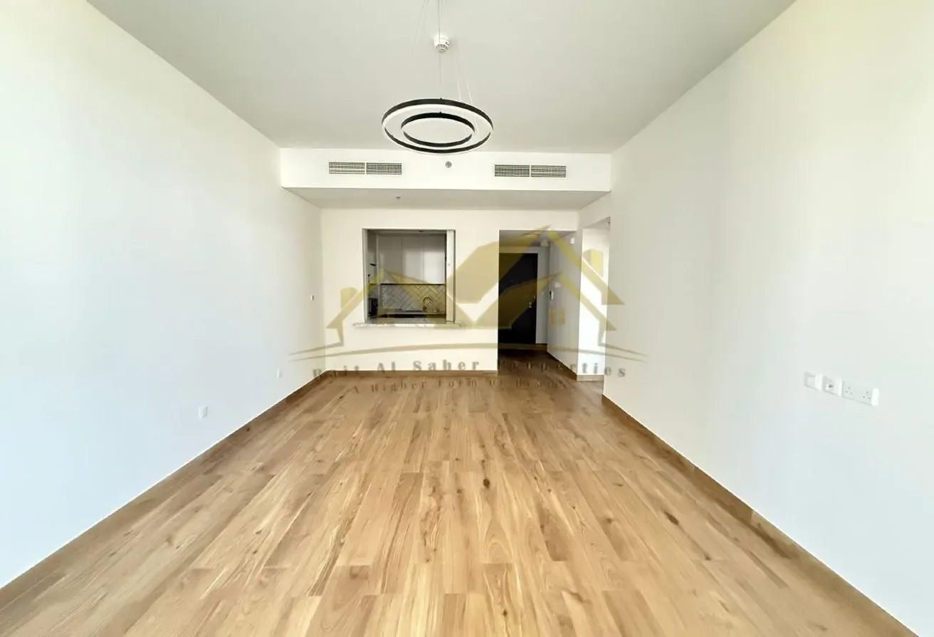 Semi Furnished 1 BHK in Bur Dubai | Pool & Gym