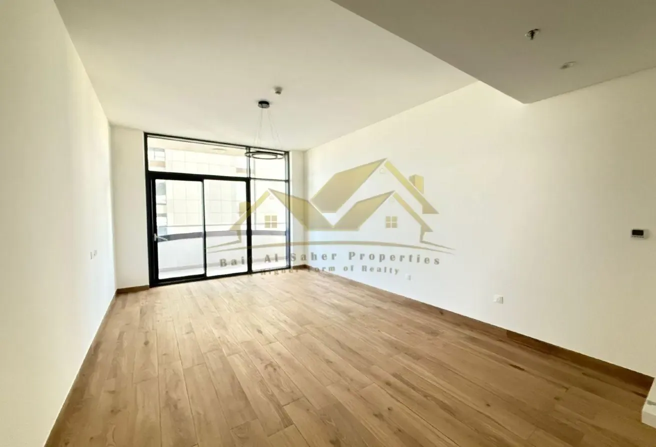 Semi Furnished 1 BHK in Bur Dubai | Pool & Gym