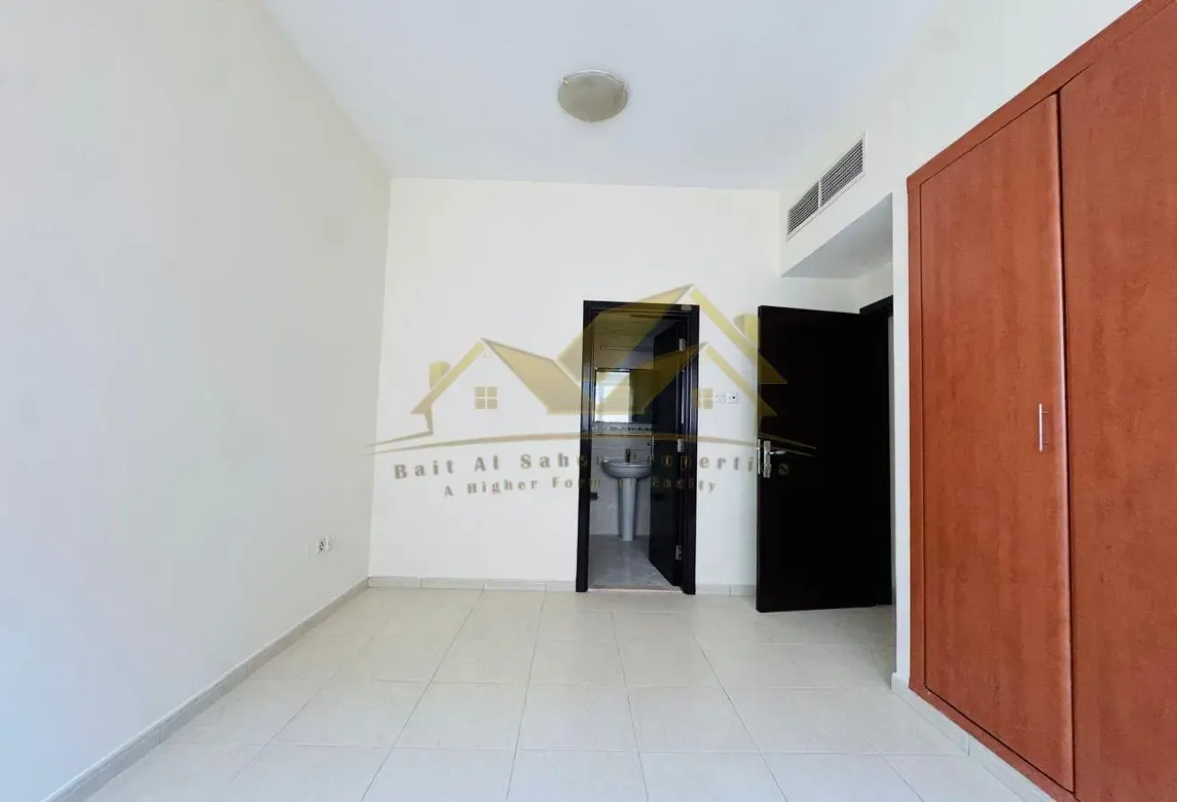 1 BR Apartment in Bur Dubai with Shared Pool