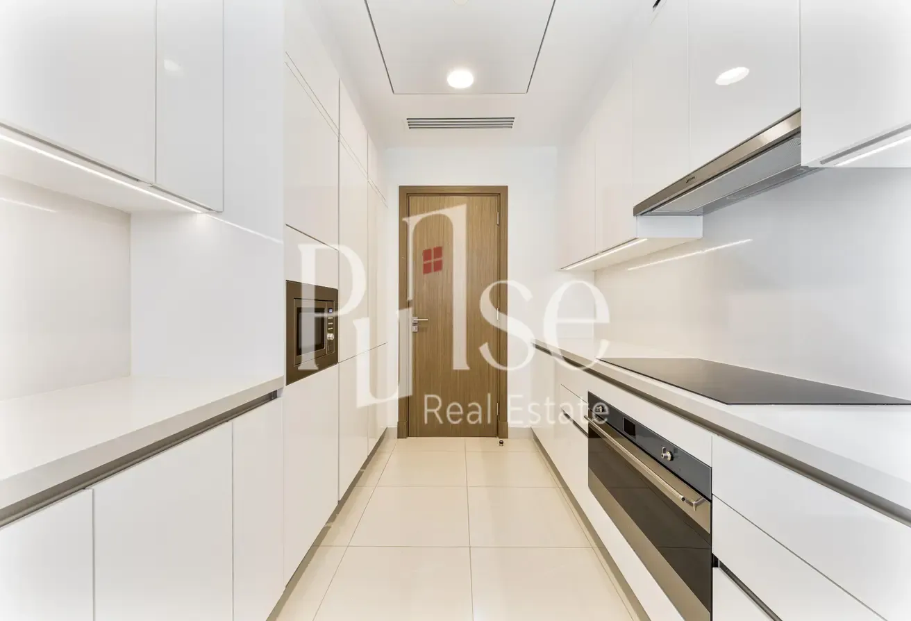 Furnished 2BR + Maid’s with Canal View | 6 Cheques